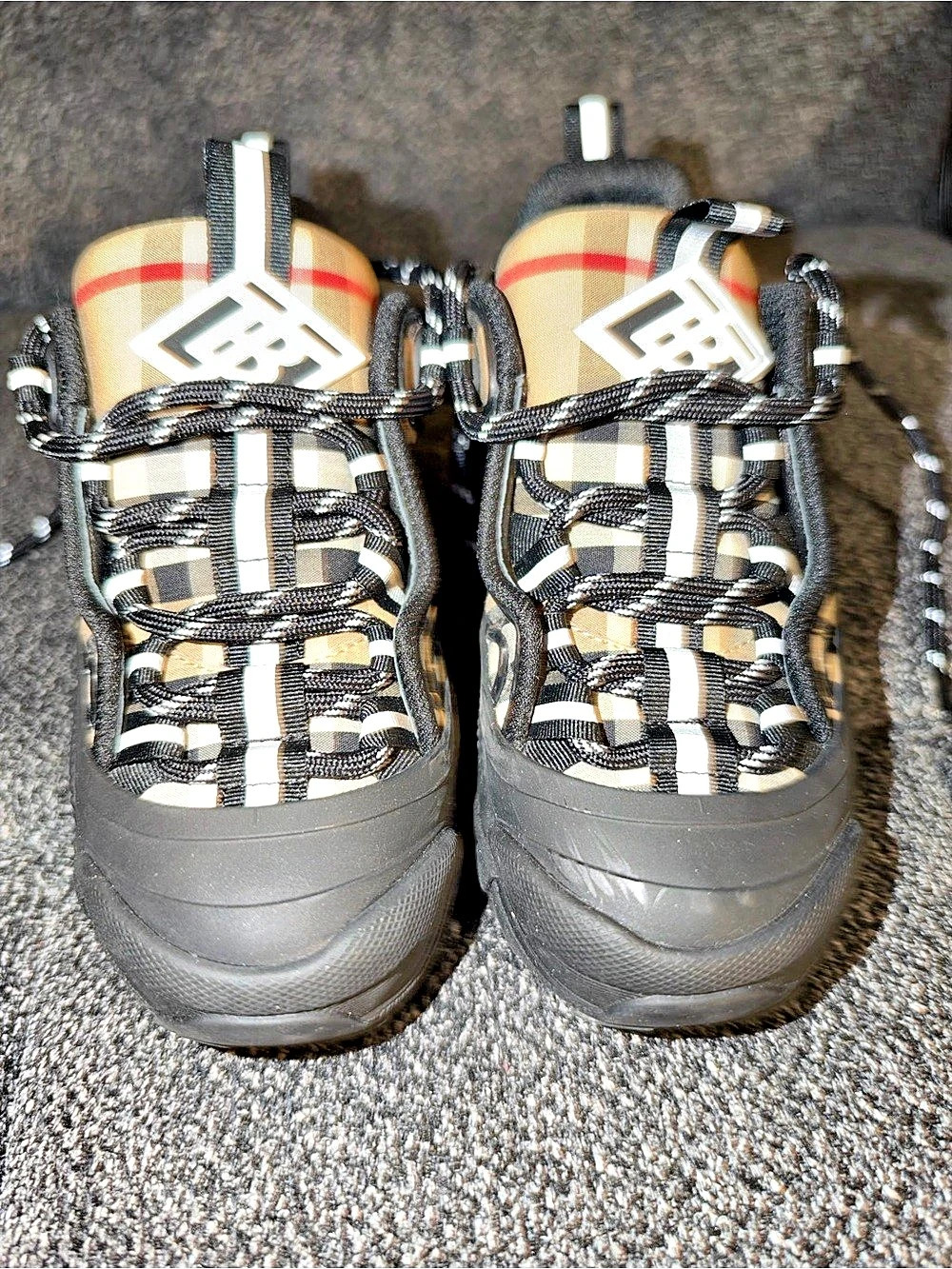 Burberry Arthur Vintage Check Sneaker in Black & Tan